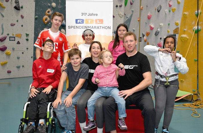 Julian Nagelsmann + Lena Wurzenberger für Kinder mit Behinderungen und ihre Geschwister